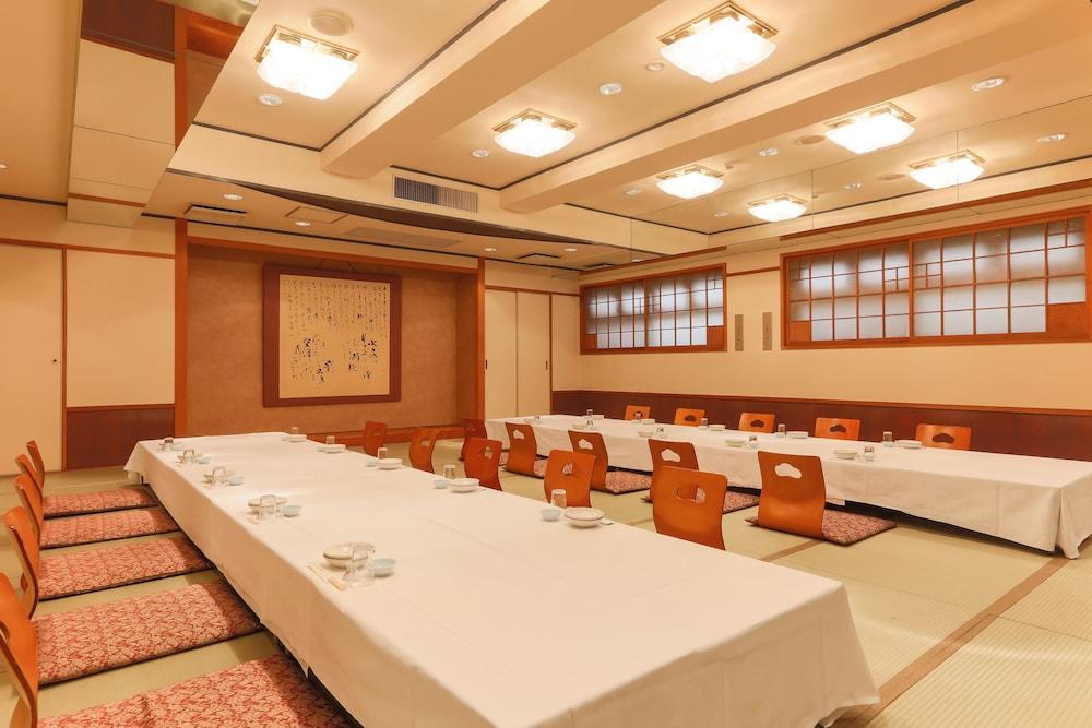 Kochi Sunrise Hotel Екстер'єр фото